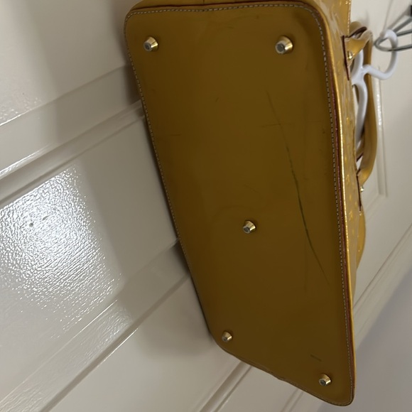 Arcadia Gold Purse - Picture 3 of 9